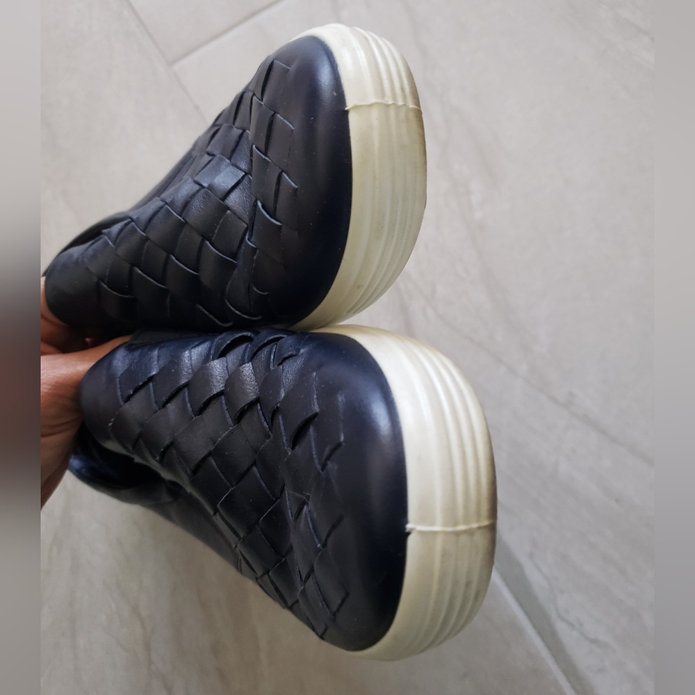 EUC ECCO Soft Leather Woven Slip-On Sneakers - Picture 8 of 11